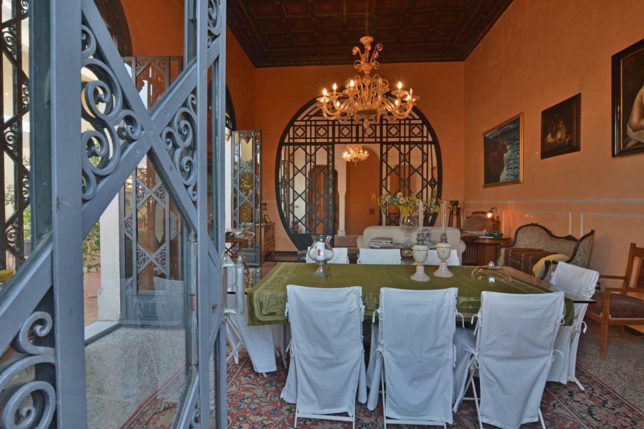 B&B Di Charme Camelie Palazzo Nicotra Riposto Exterior foto